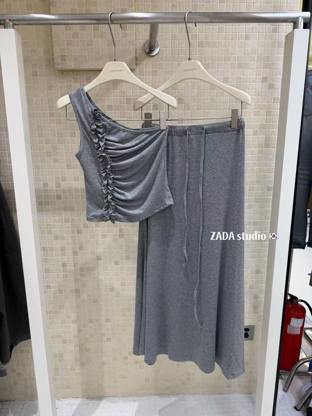 2e386a6f9304587f32843f3971c24890