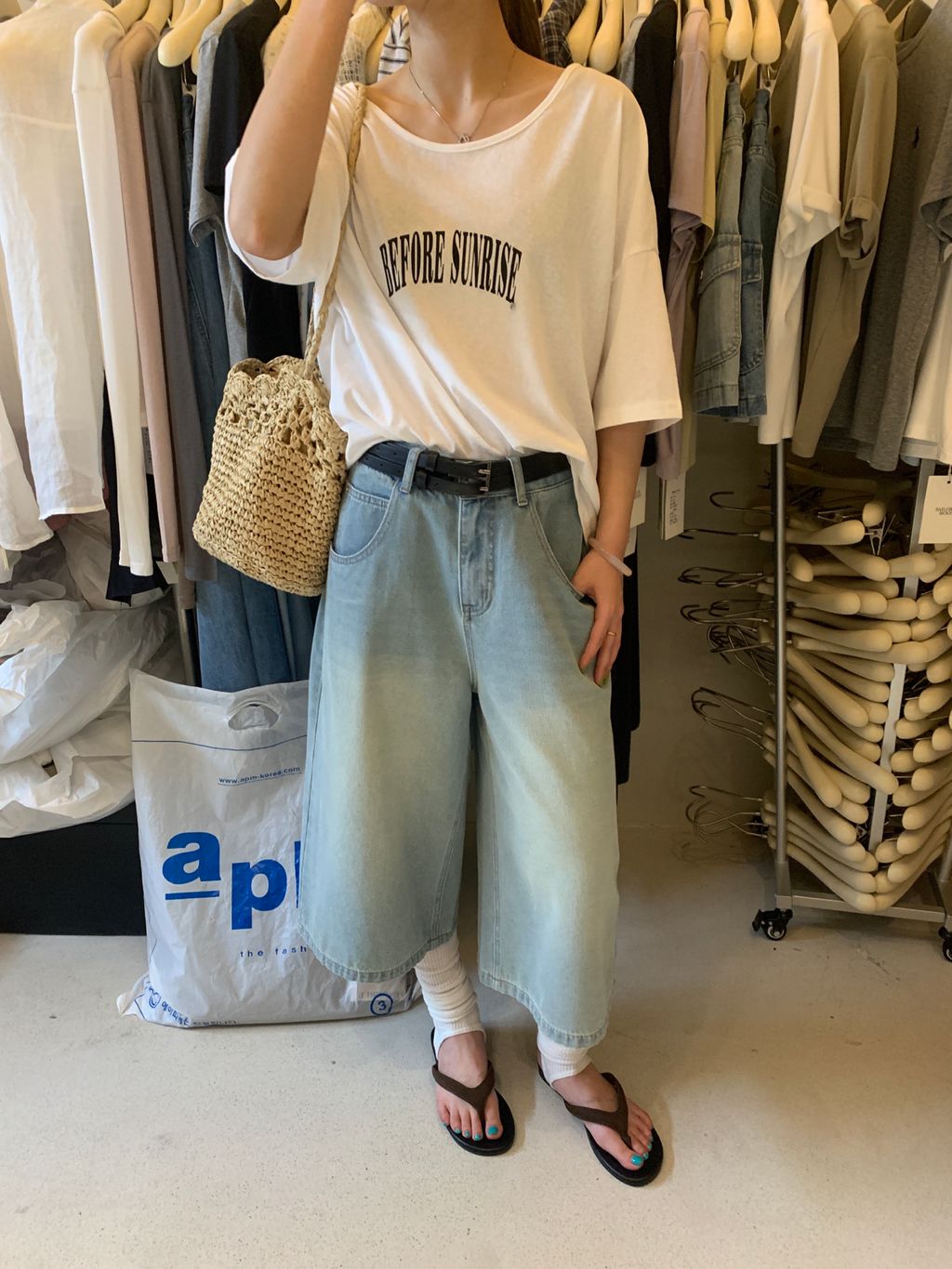 988896fdec61aede0143bb2eddbe8962