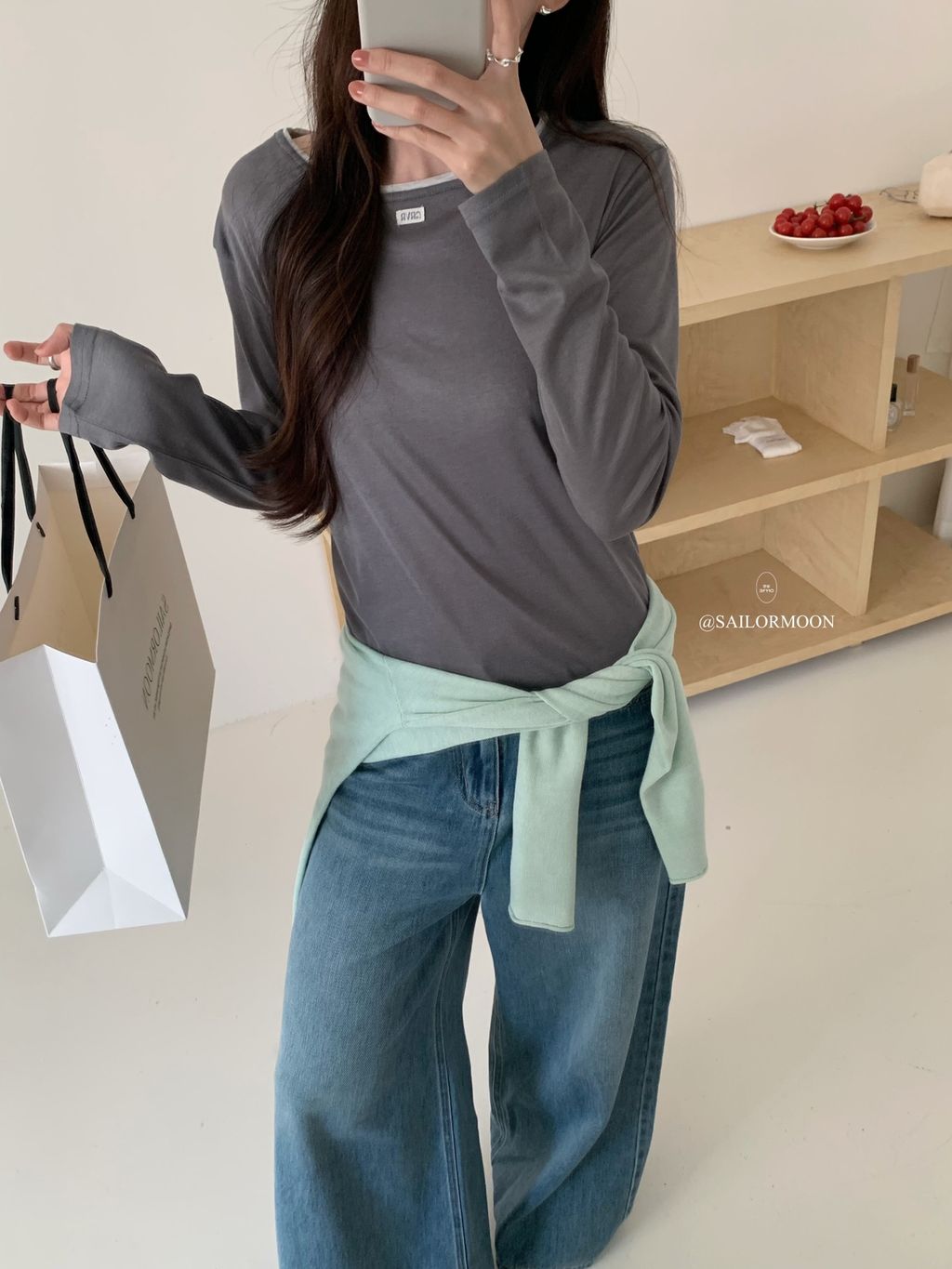 6094b26f8972f5f2b5621c2a85274f57