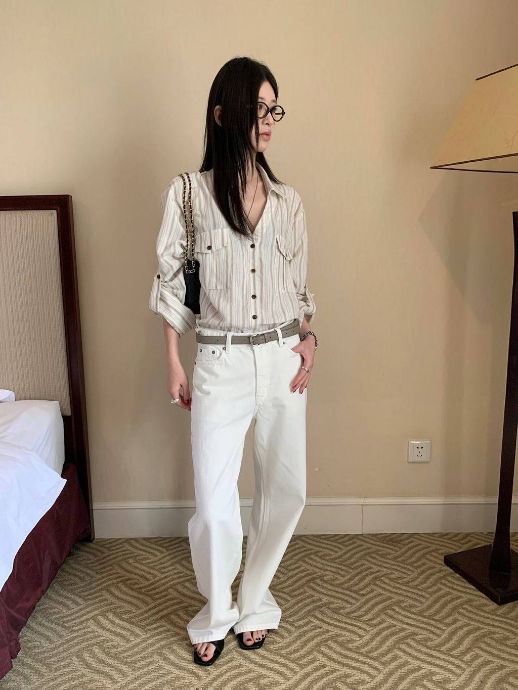 8d9d2adaedfd99d9b6e6bbc989a8c925