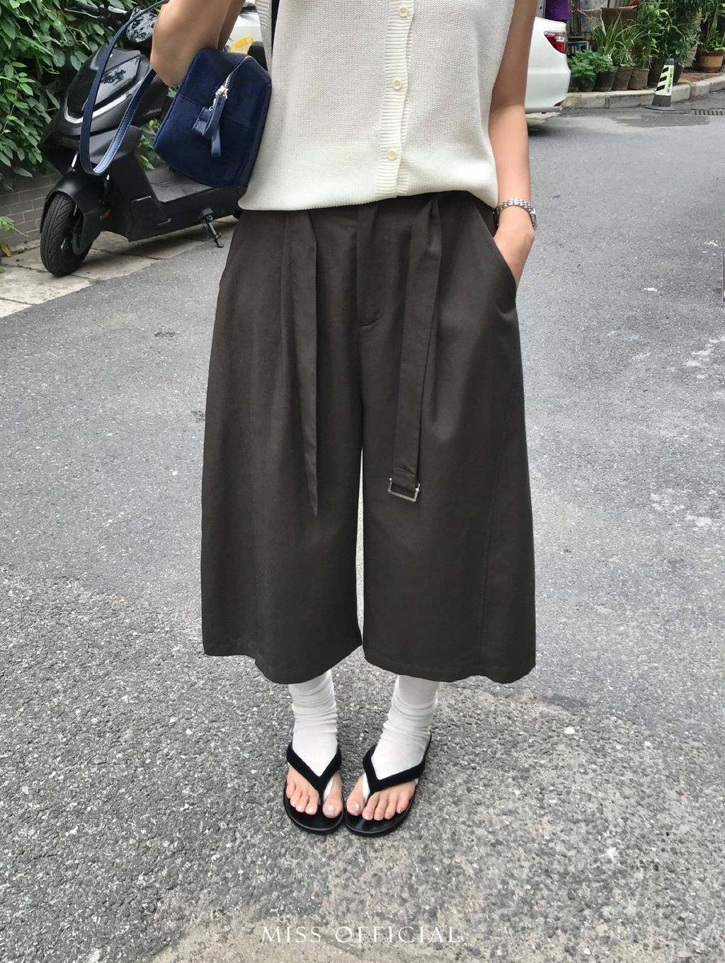 0906ab638c685f3bcda62a5fed2cdf04