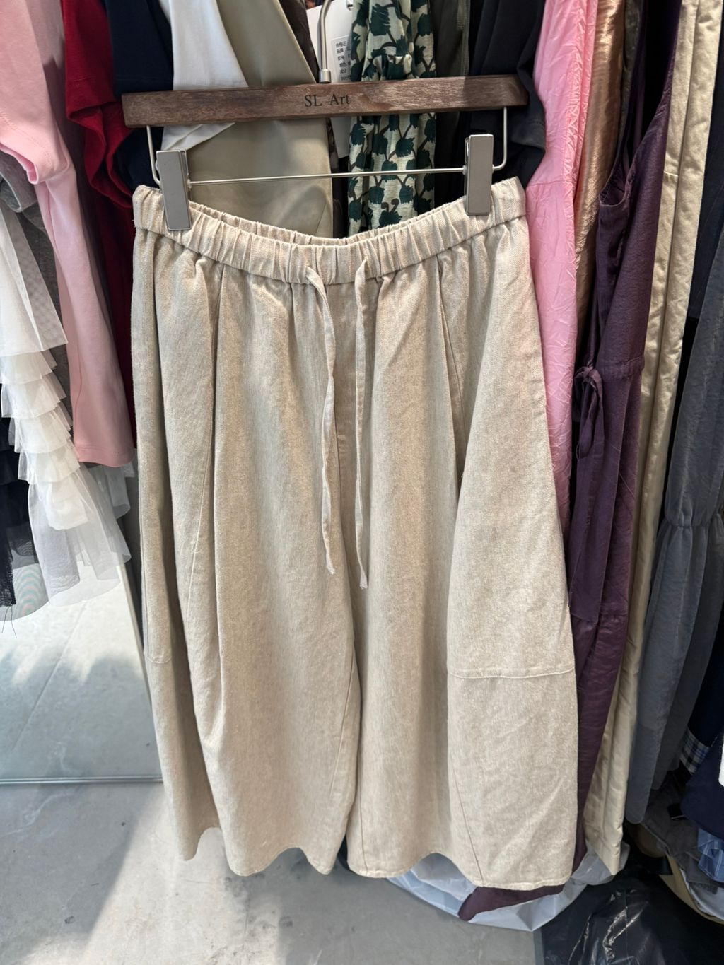 d818131f688cd68bb15d76a47bd75f5a