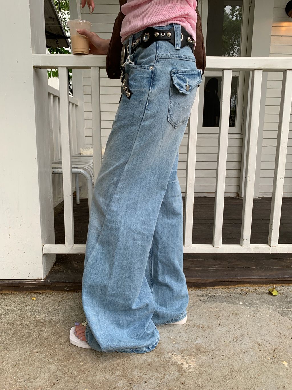 3817869e1837a055c202f2f554cf3403