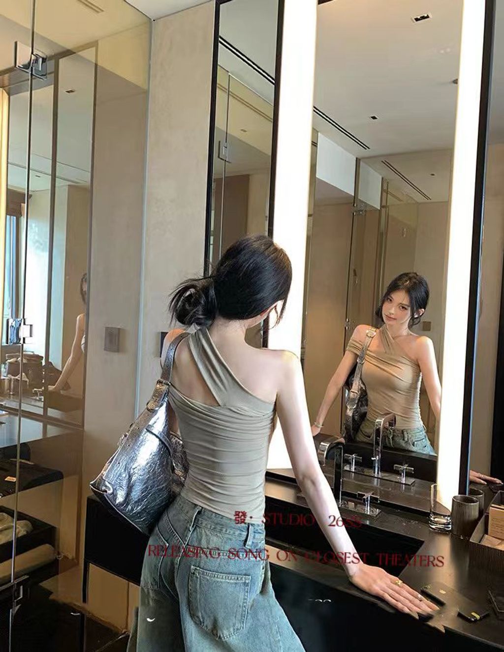 0498576d1835ac01e8d2b3f1175a2e26