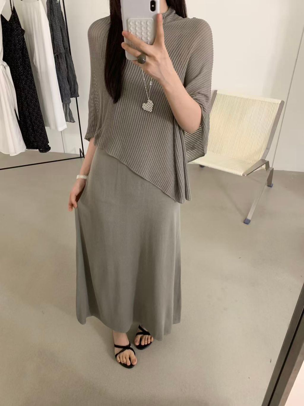 7c8c52427cf4584ba552bc8a7dd064a5