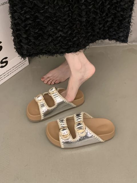 620b888080e3a8f8985d83a724d3b251