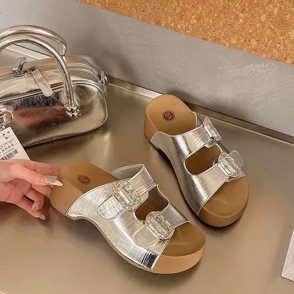 112229ffd03d8485dd3944e84081d7de