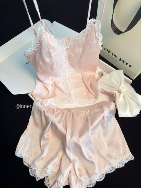 456297cfc19e1ed52bf575bad34bebb8