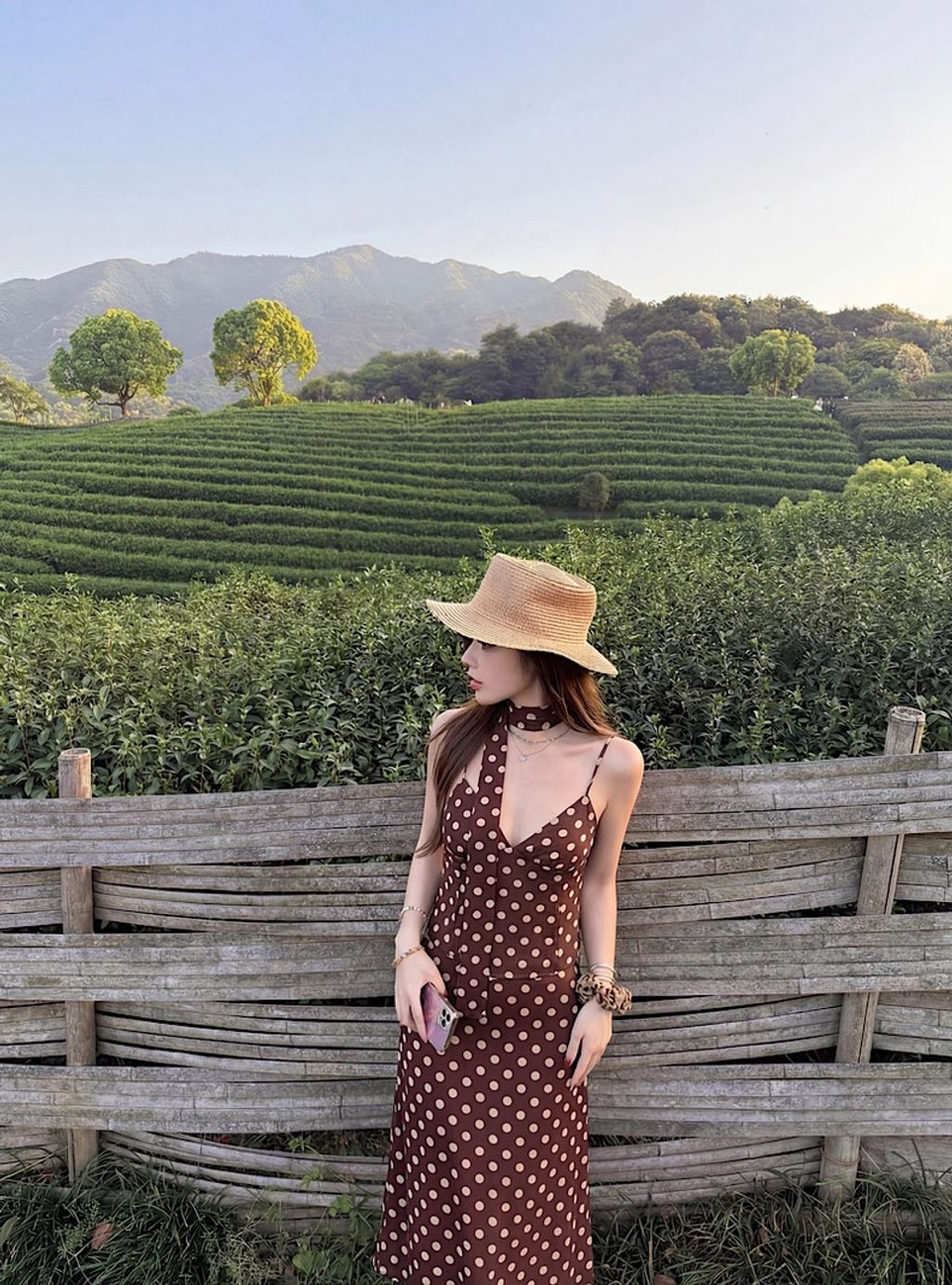 35e275b96a0e881a3398bf9d8ef235d6