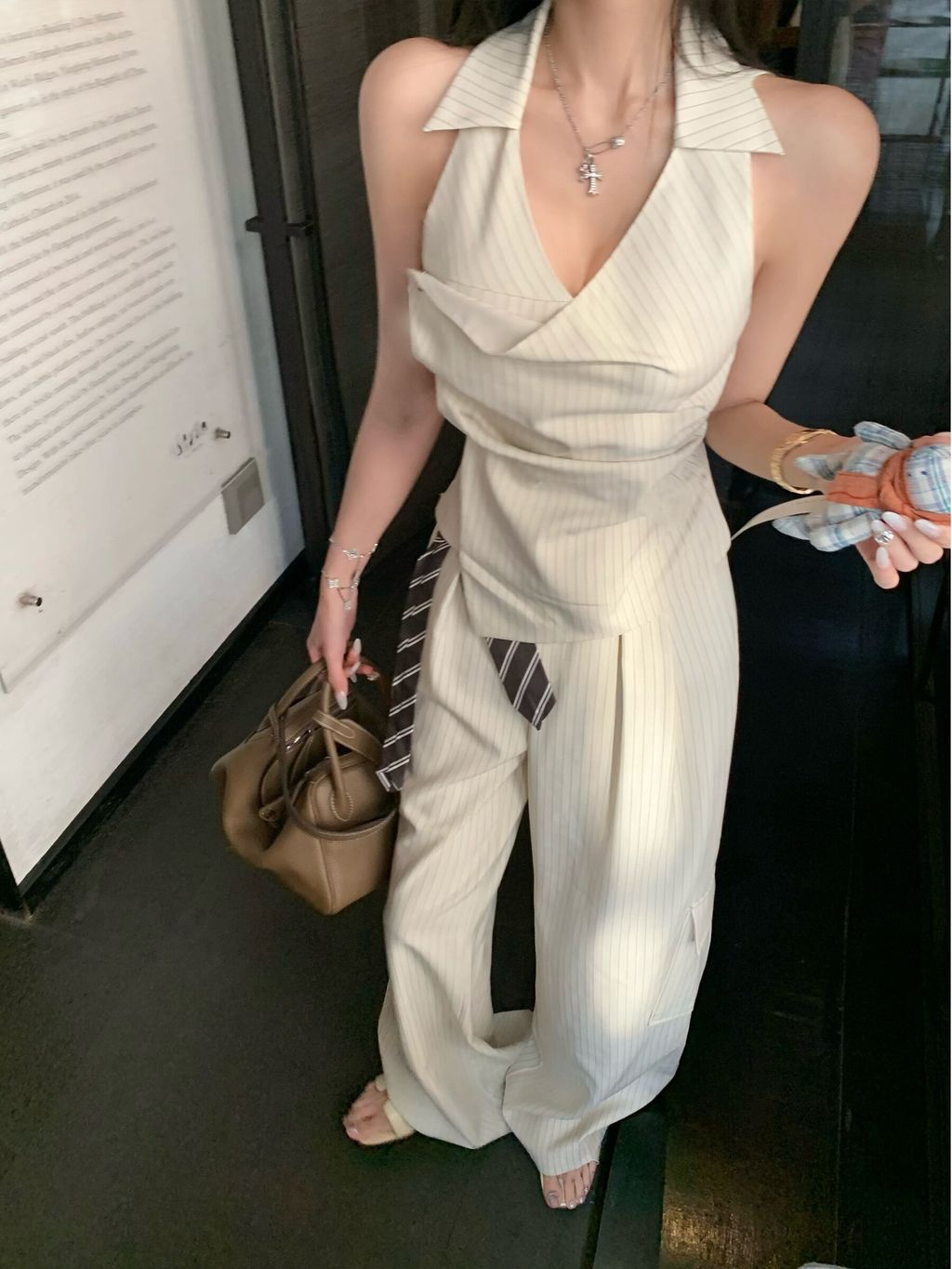 6845fdfadc2bfa7f1b80f91976a34d5a