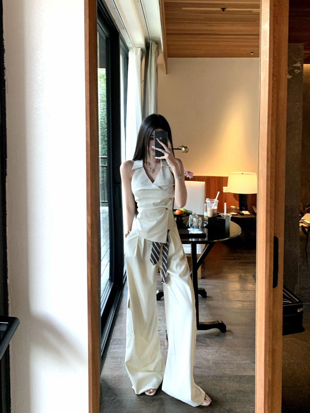 009890784a1dc15d19196098af6c7064