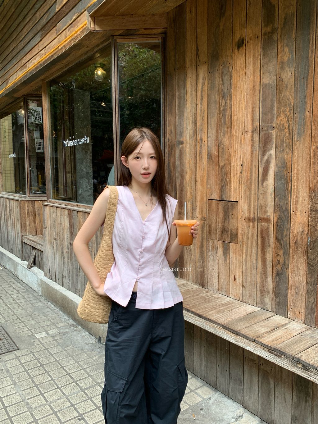 8d54ccc17e7d9b8d72cfa39851bbe310