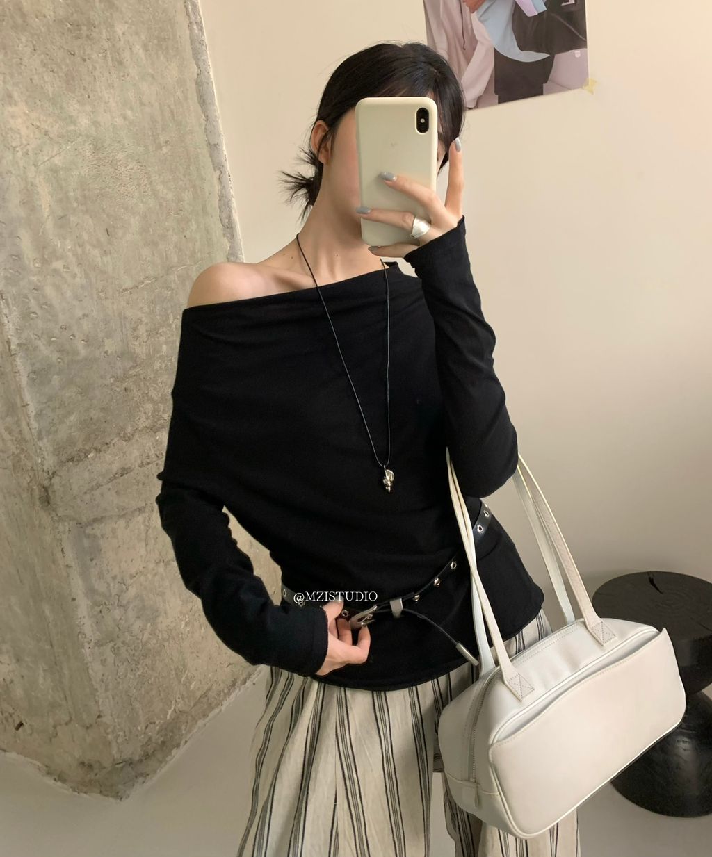 22eca6b0a9d037a780dd1f28a0413ef3