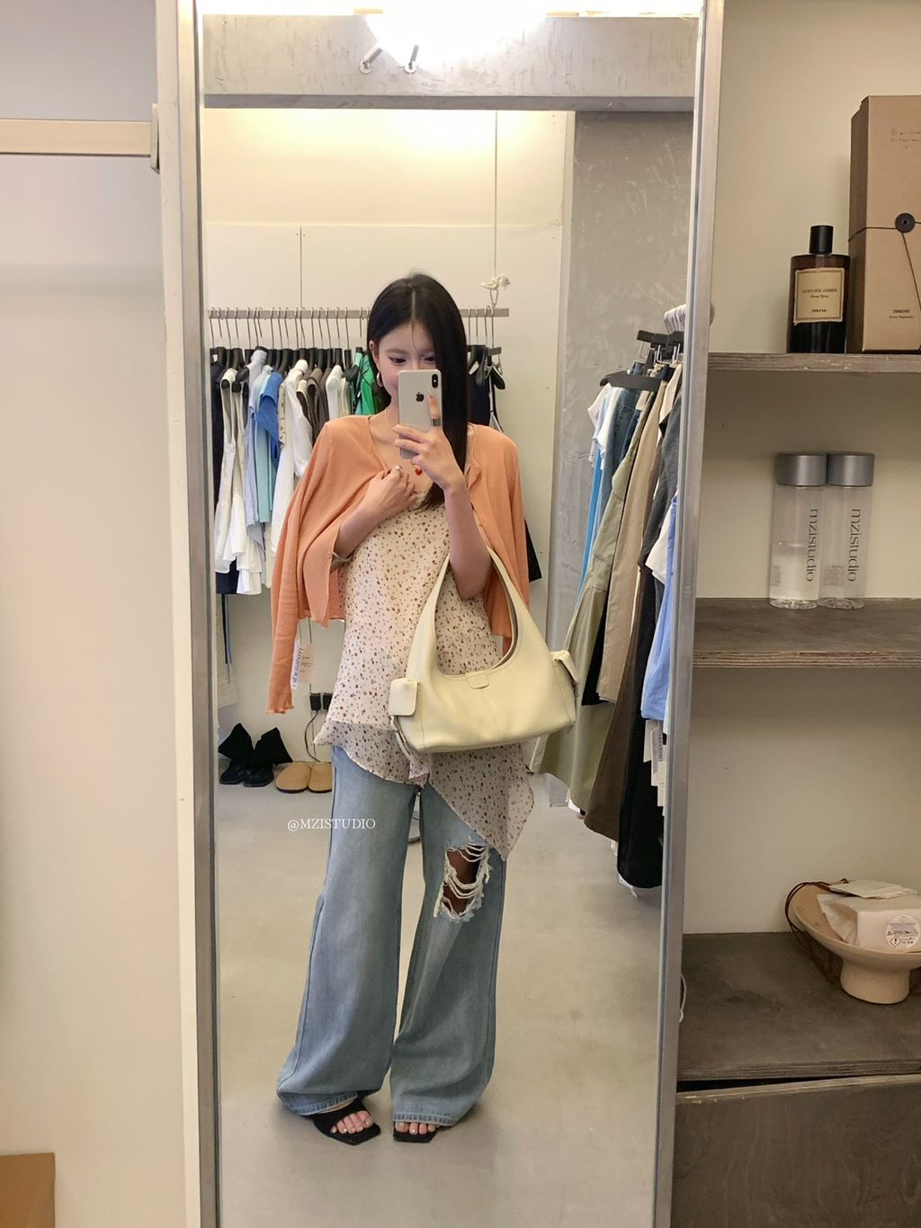 27168abcbdc84c4c862652e71af71042