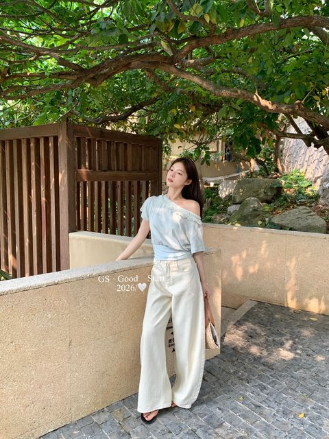 389824c385e846b03e97a3e78ae1a410