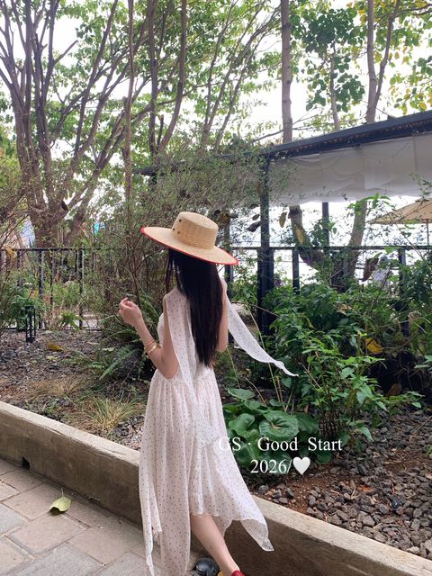 ef5fc5ecdeaf43e2090593639ab6941f