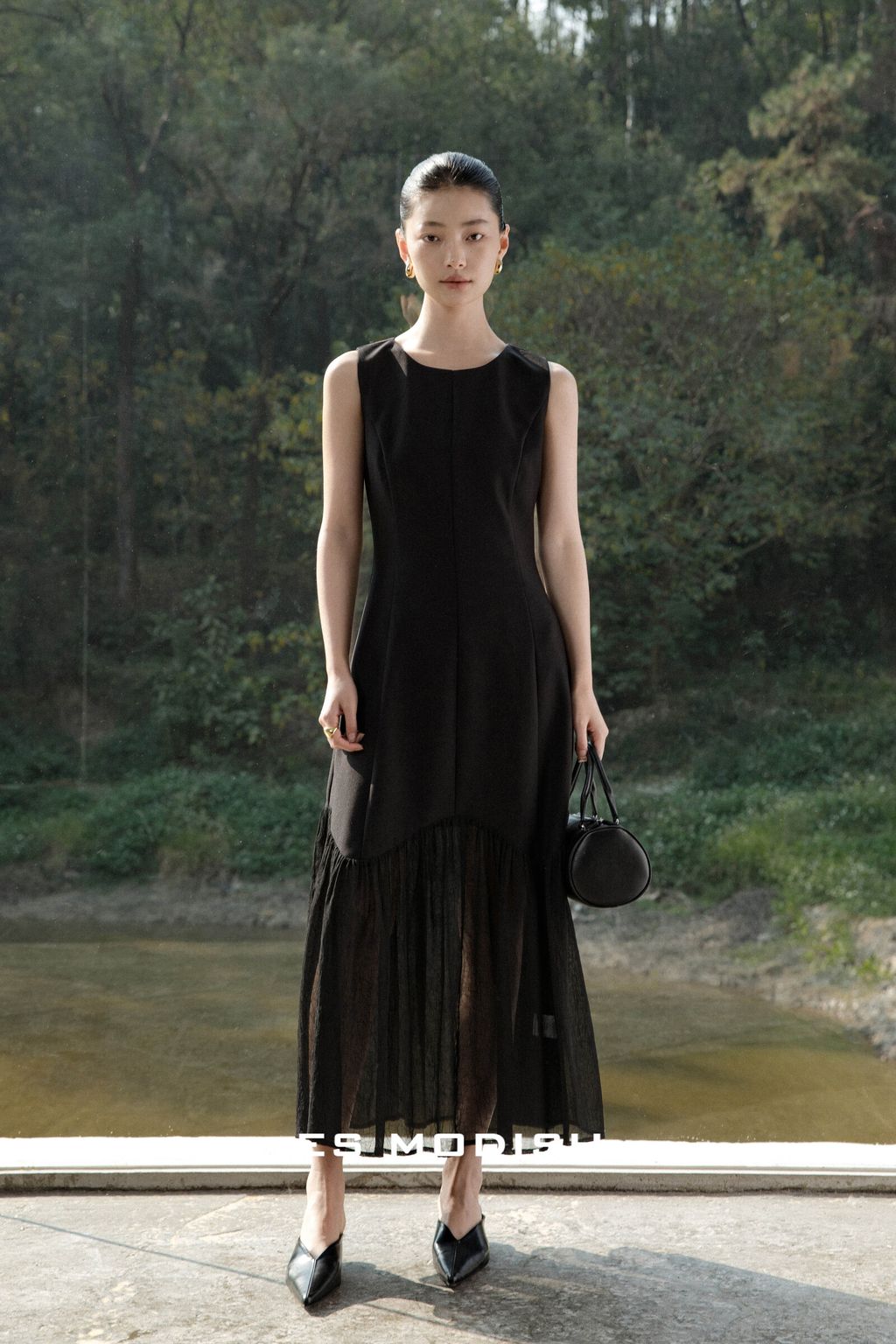 9588748569bf3faa18ce17bfd625d7e8