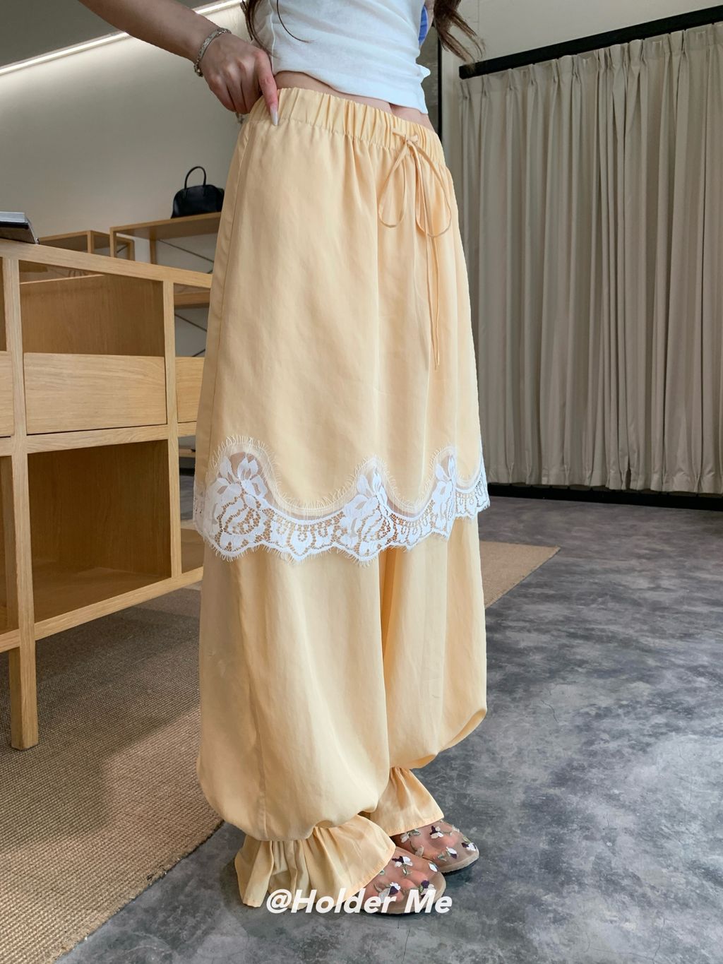 16bee80ed5d2e8128980ee7e5a834123