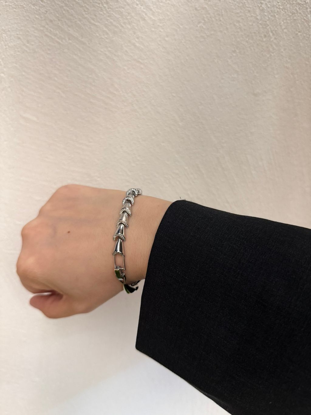 f3ca3f1ef694133b8c4d427e68ea7af4