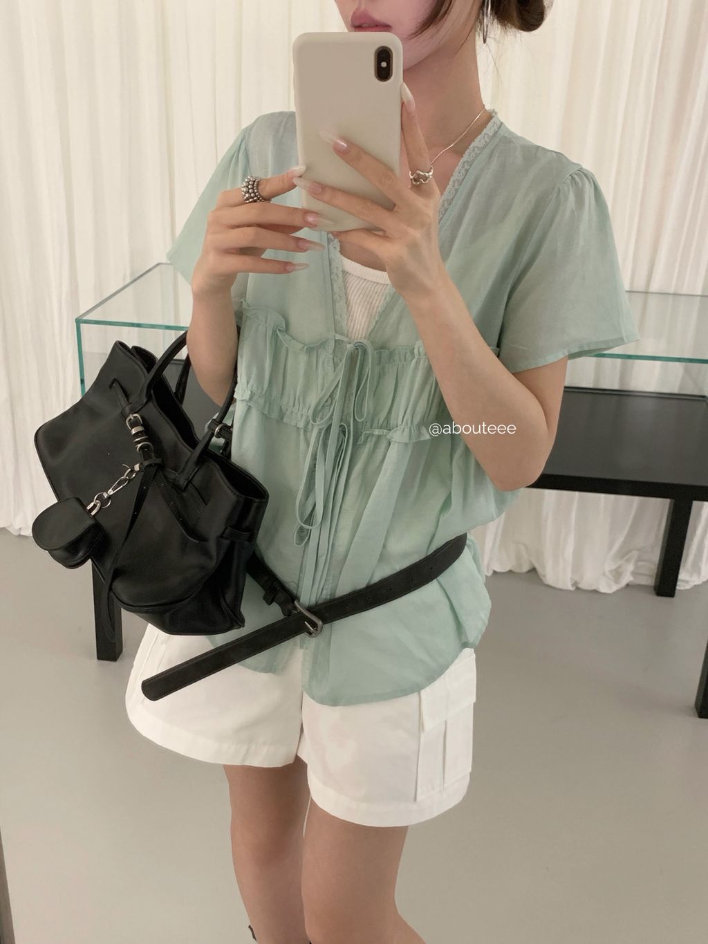 1aa3966f241399e353d6163e9aaa5b70