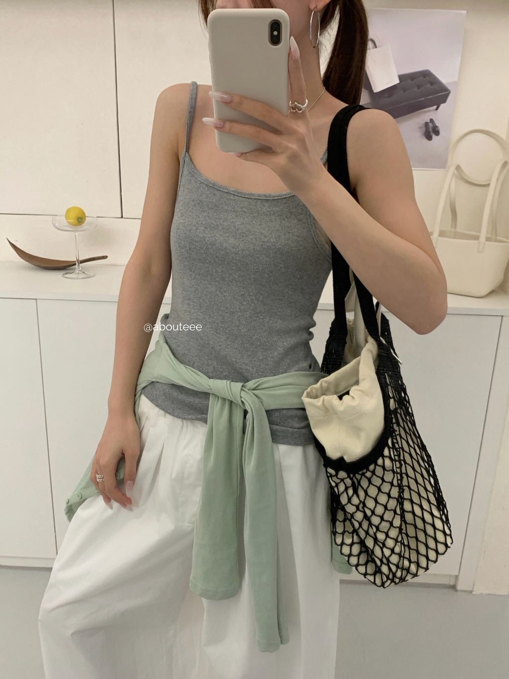 fcfeeb505b7176c36342d9857933889e