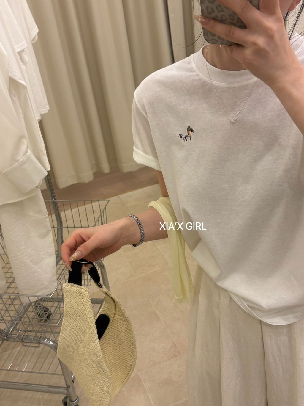 54b19de8a68230665631689946c15a37