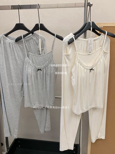 82df82b82fe978a2cd51f0a95bdc2315