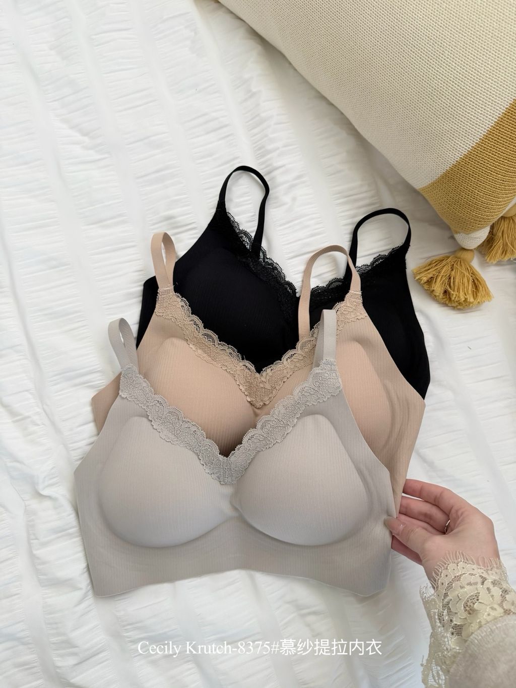 8db4d64d9426b750ca0422ed6407d83d