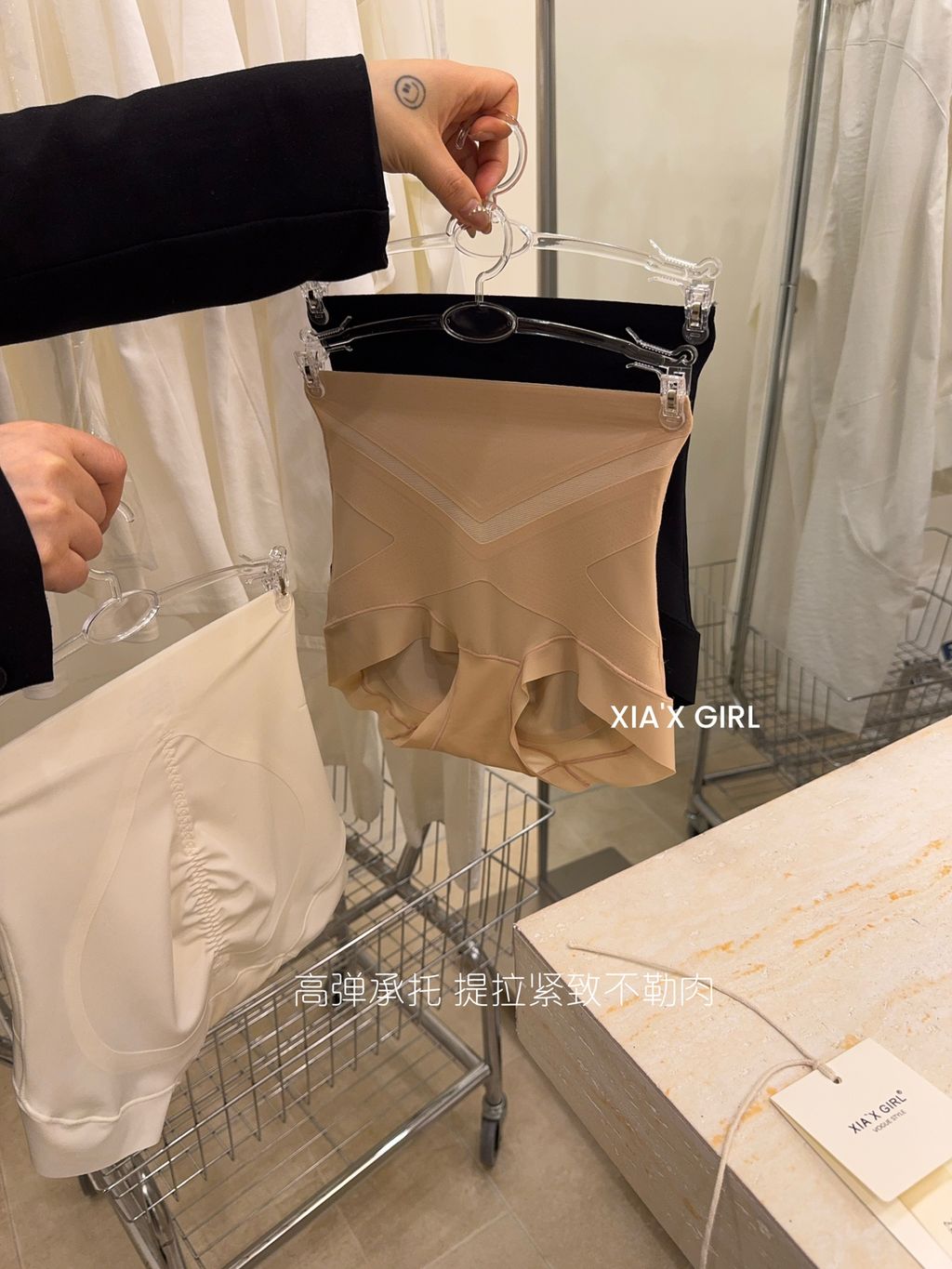 e70504057054e3337d6cb3952b31905b