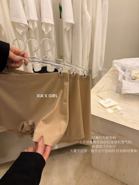 6ef001917327a99f784b28abdb4e23aa