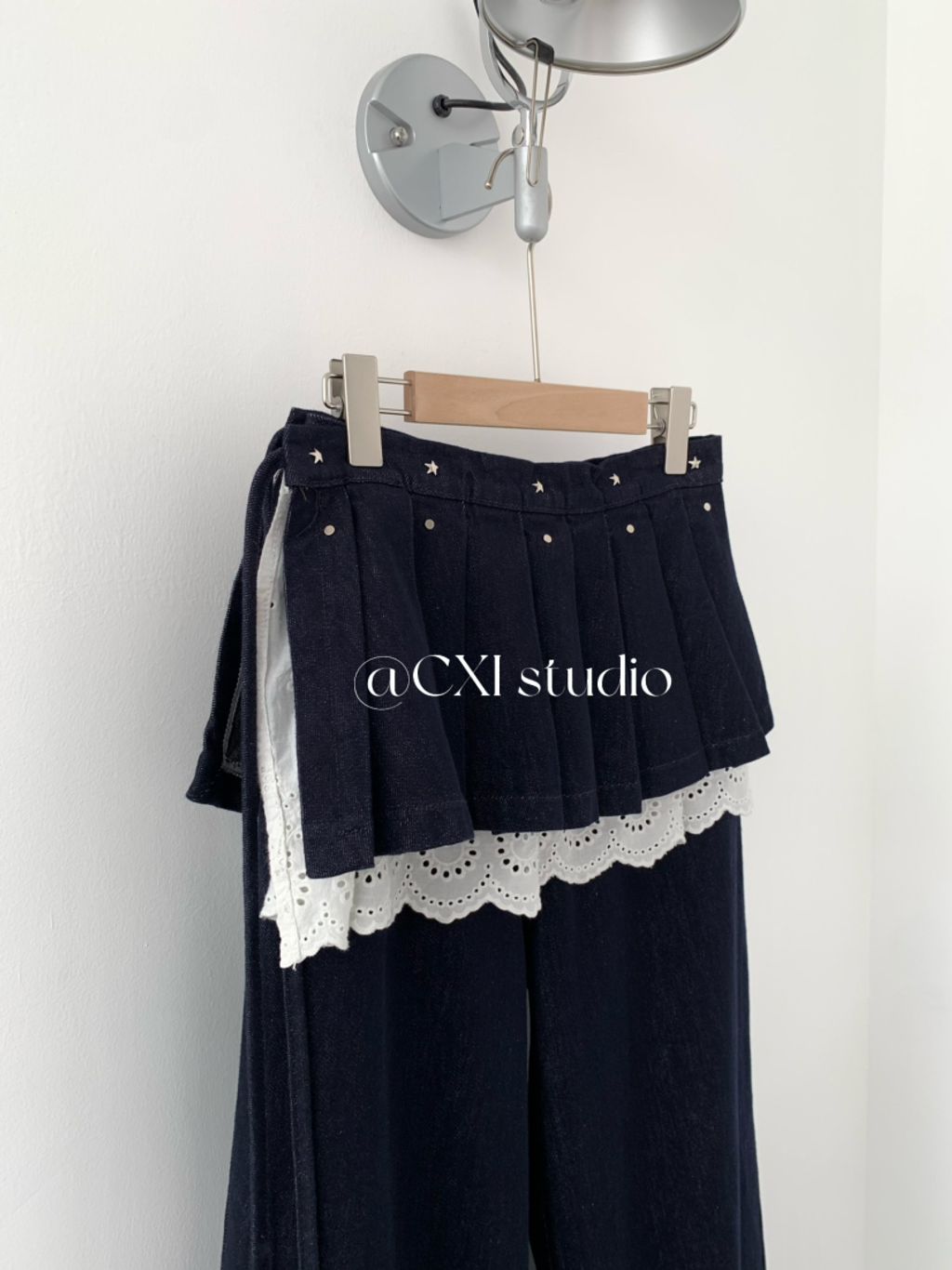 fcb6d44e2db84f18752f832efee7b7dd