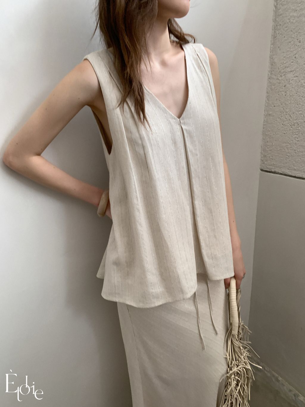 19d6f9fd7bf98fa9942756972178ddb4