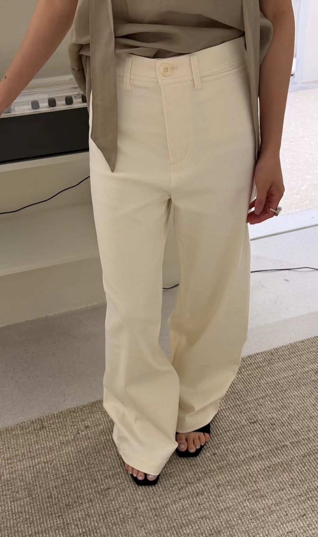 6da8ba1f3e193676c81da8b92c4d4f99