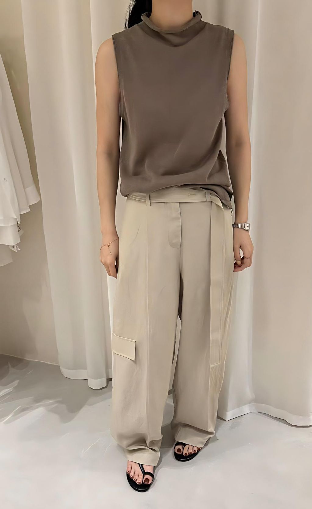 5564e41b892ec2067a05075ddc347a77