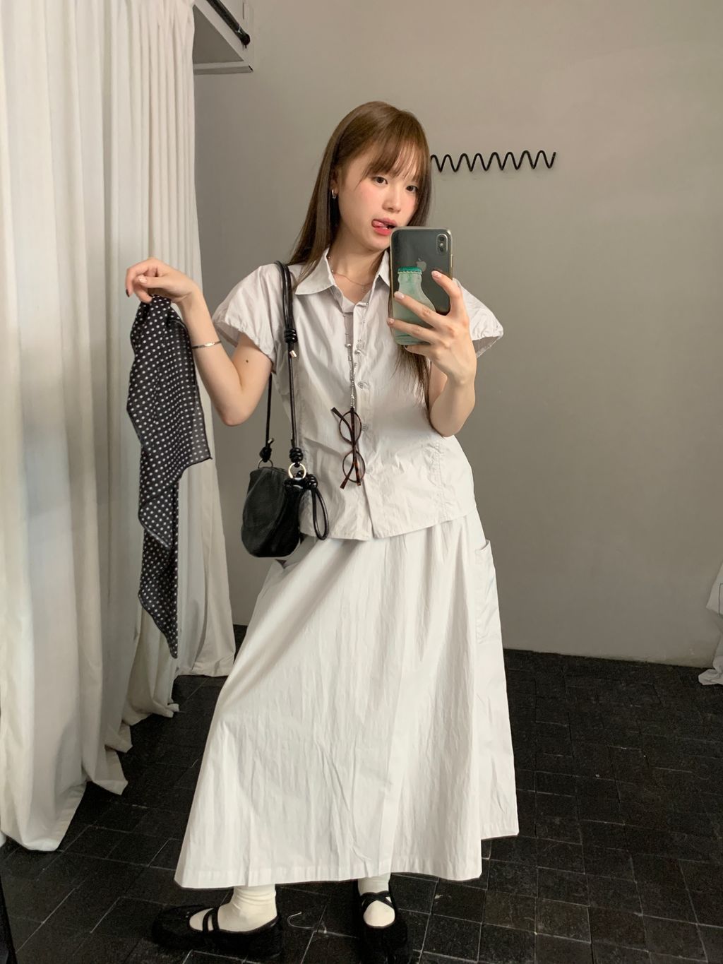 305b63ead4ed4c8b56c99aa98d1db66e