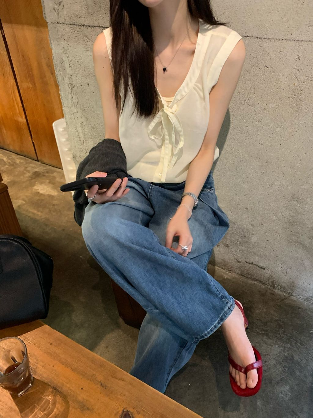 4ec97798f82800e79b60bf9c8d5d2d8c