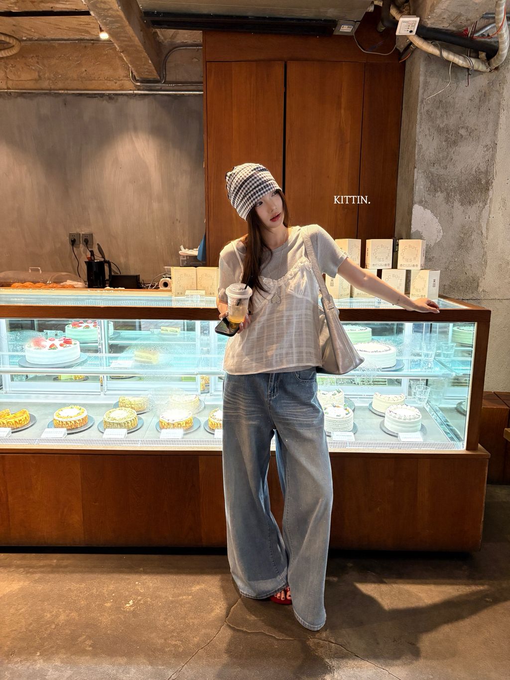 afed8b06974cc2afbbd96d022e3be437