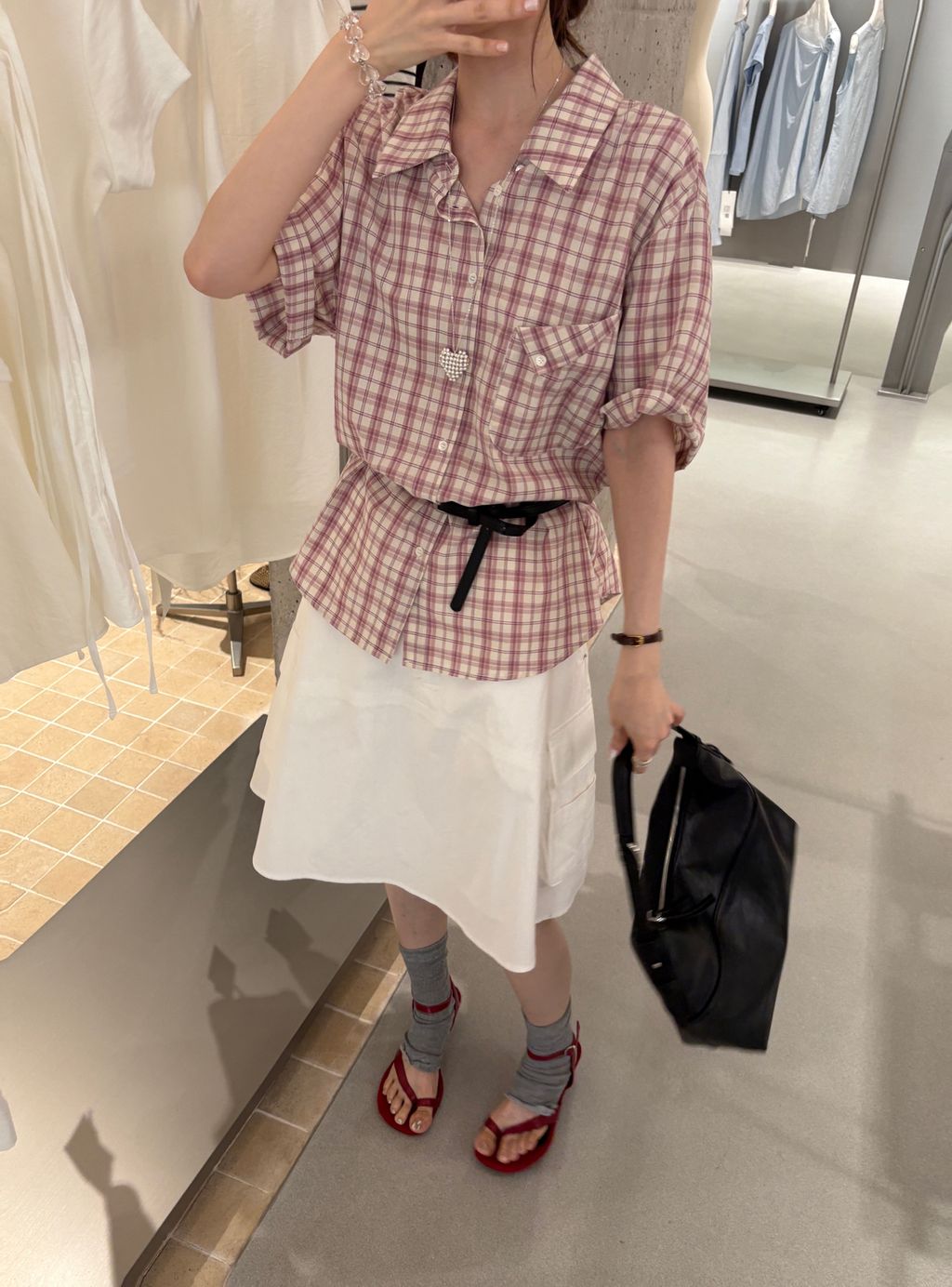 decefbff4527b584f3cf264a9868324e