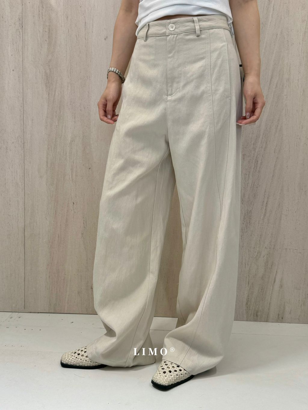 76eb9bd24542c70a9dc2b0f4b662f901