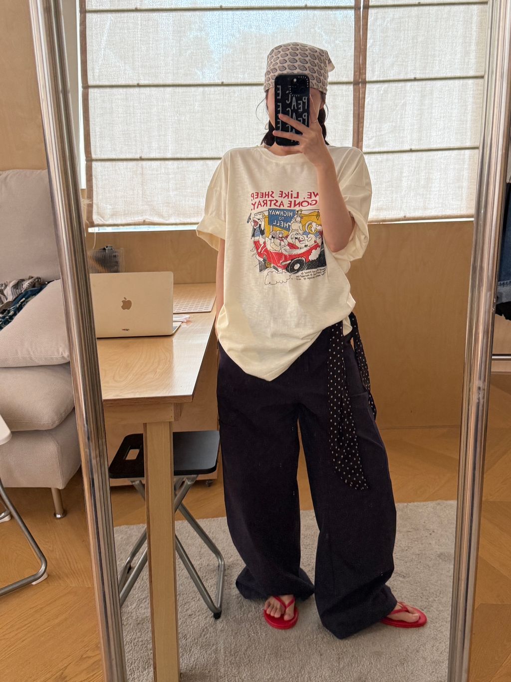 2b7573e8c4a2ffd6d92aaa32baec8330