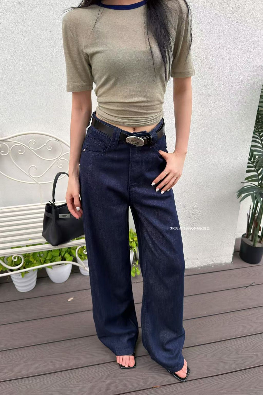 e25037f6143bd5217a09eef226b6879e