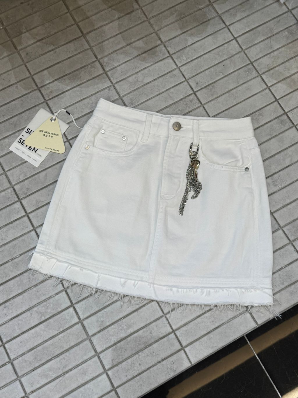 546d27509537709ee67d3122b730a401