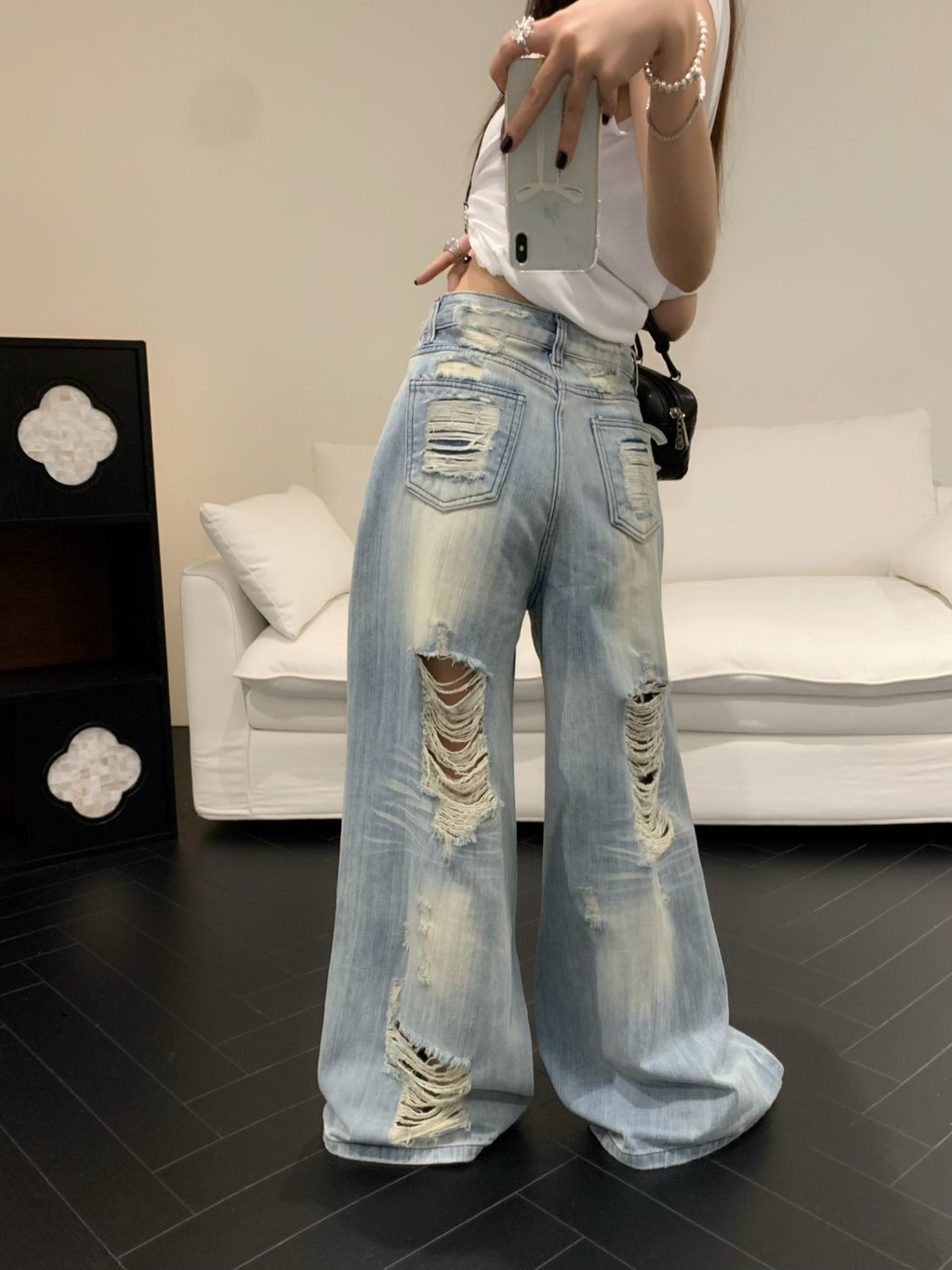 1747ce7afae6150964a14fbde2889b3b