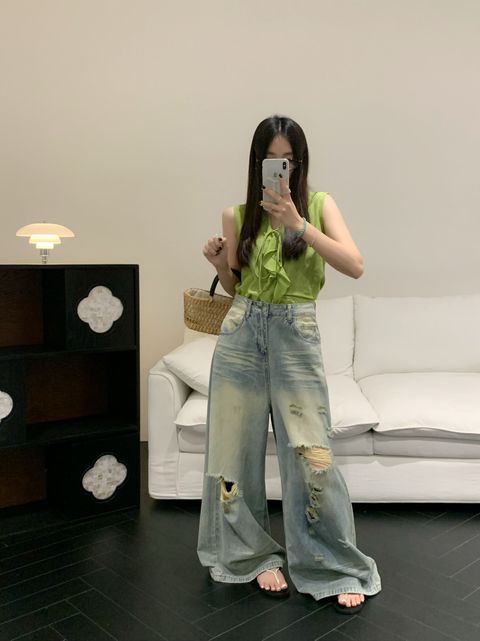 2e81a8fd6353b9ba1f55bd7d7e348614