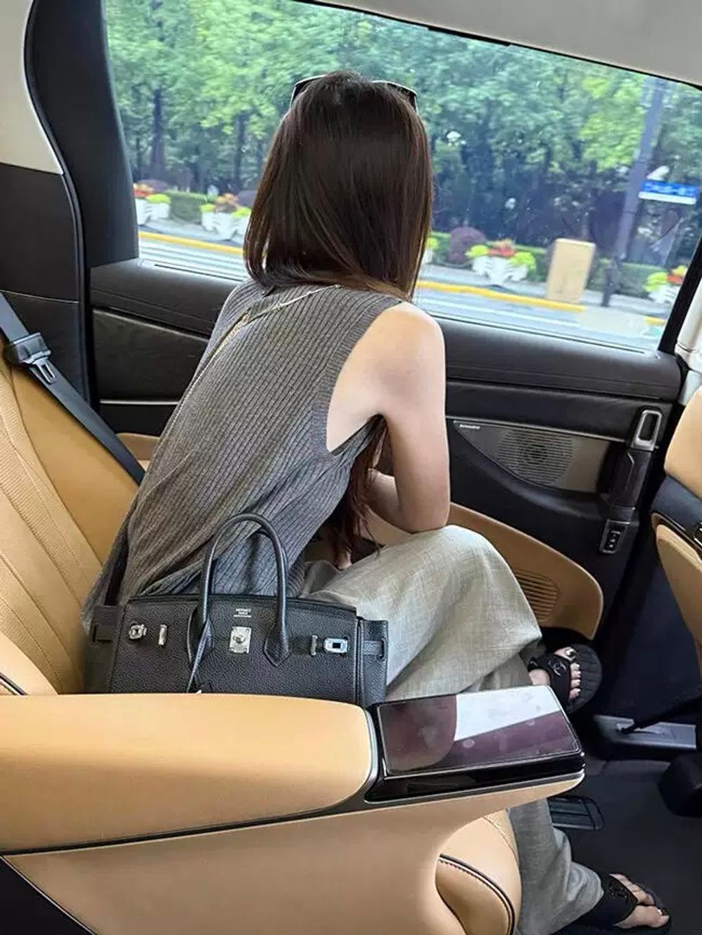 5c2fd6135919078dcb7a36c18b33c2fc