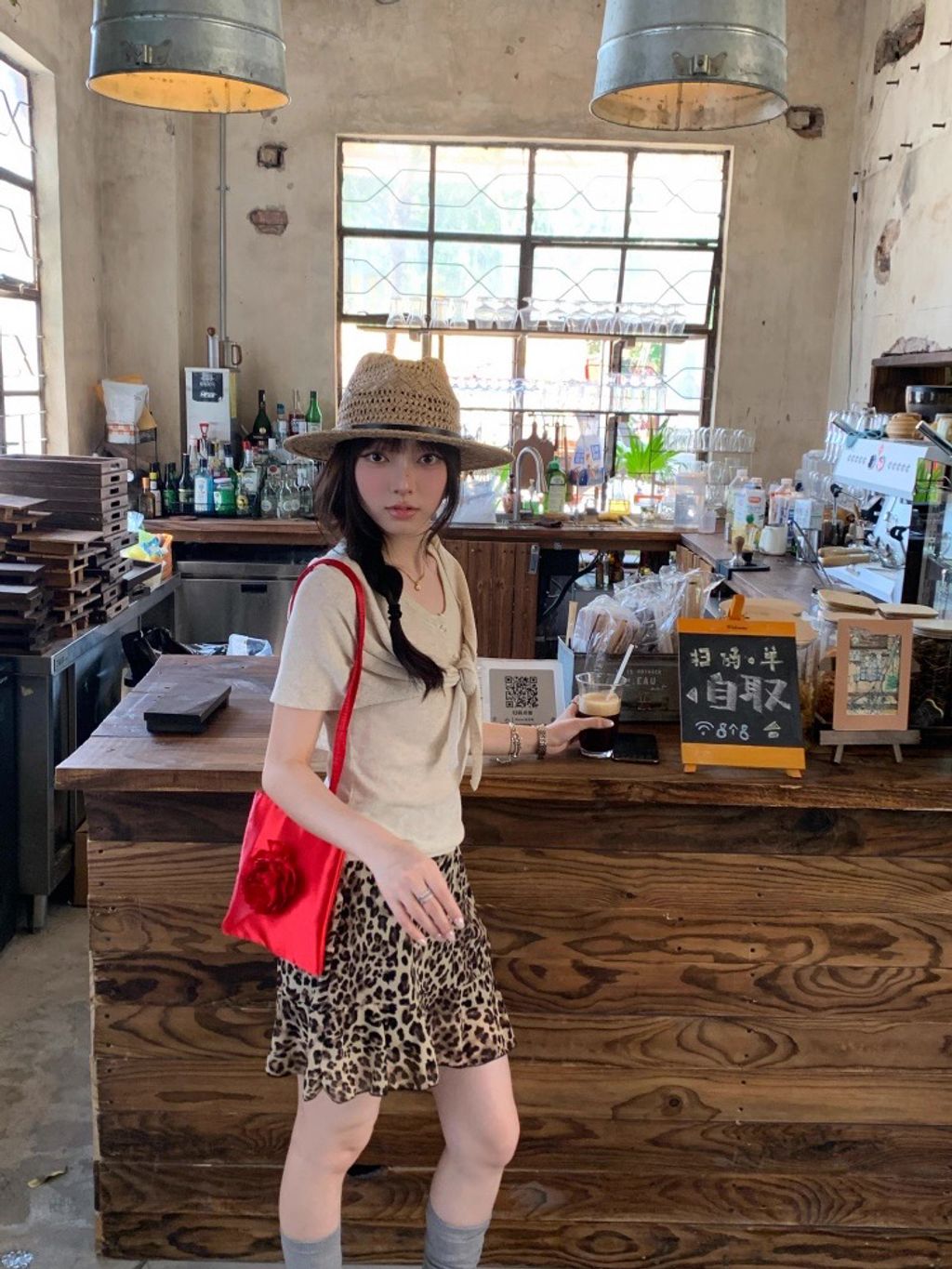 49bdd1e5ab8e8019877e3f7a662313c7