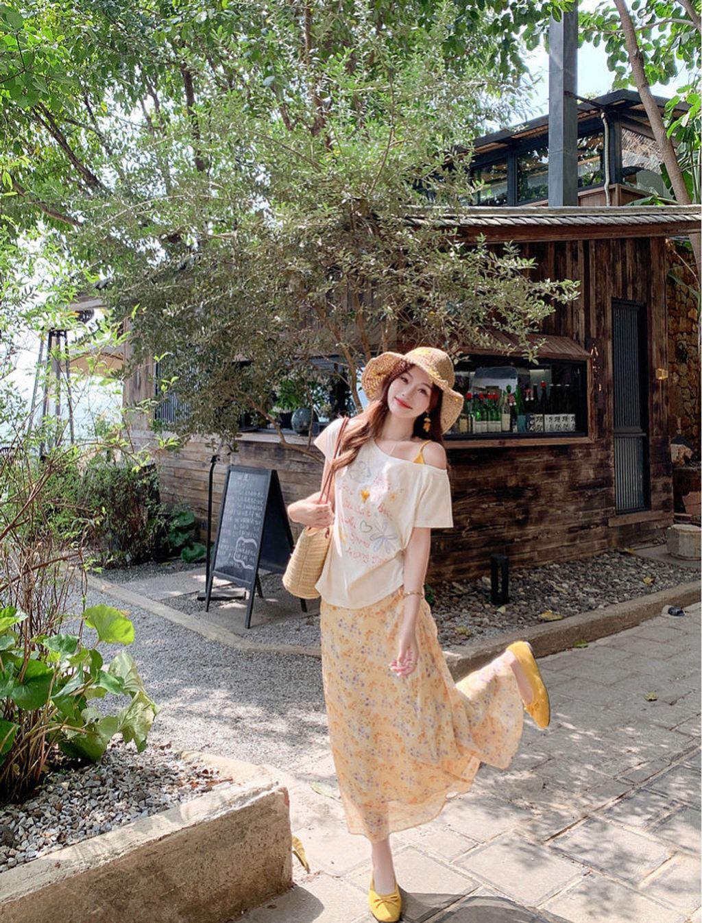 b81c839f77daeaae56a07a8d1988907e