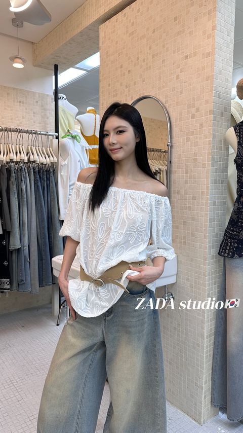 9233f33a1fc45bd0247cbe4345290606