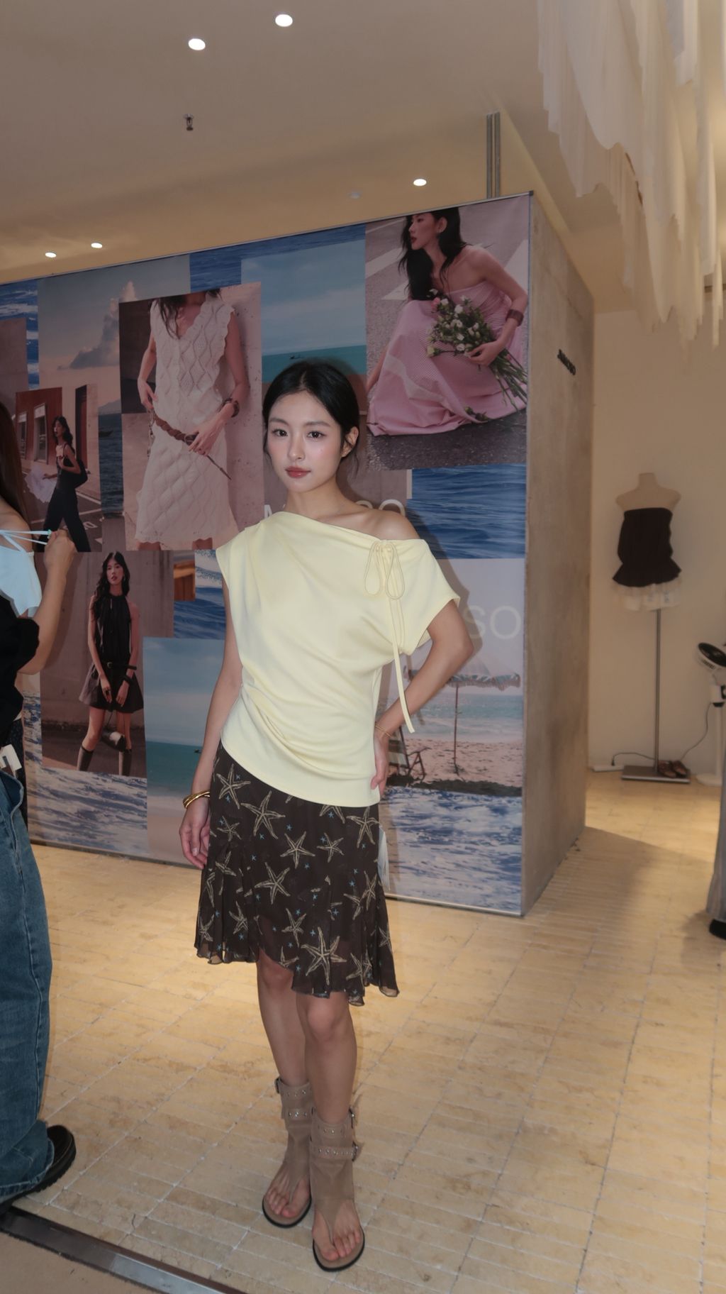 25600d7c2486d0ec563d2948d4cd7446