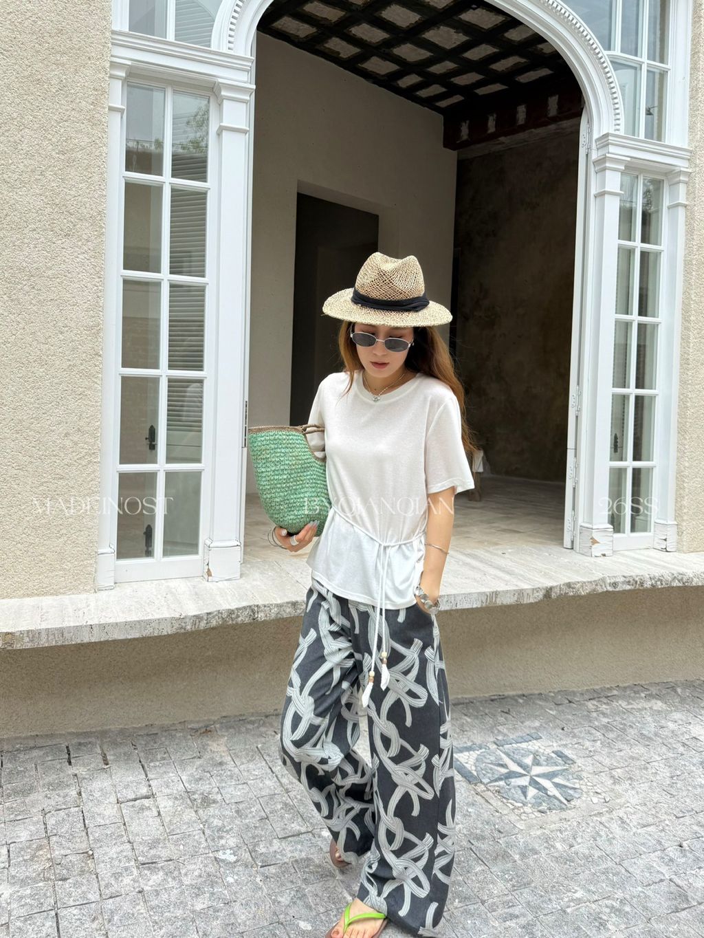 94c82b04d9d42391fcd66848d7a8d695